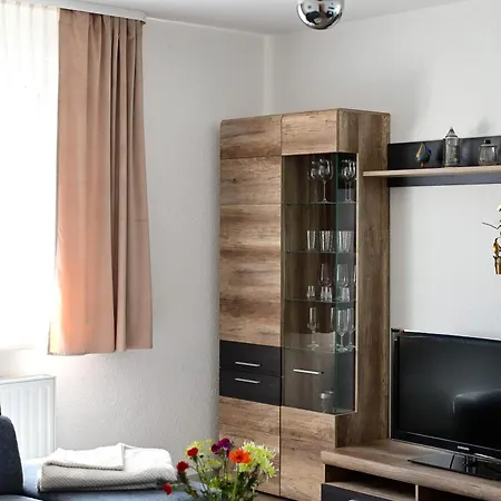 アパート Zum Steiger